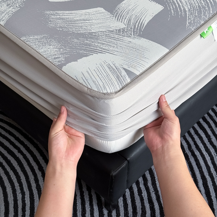 91家纺网 家纺一手货源 找家纺 九花鹿 2025新款A类PE凉感提花床笠款冰丝凉席软凉席可机洗可水洗 速写（高级灰）