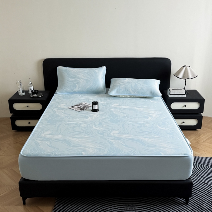 91家纺网 家纺一手货源 找家纺 九花鹿 2025新款A类PE凉感提花床笠款冰丝凉席软凉席可机洗可水洗 西里（天空蓝）