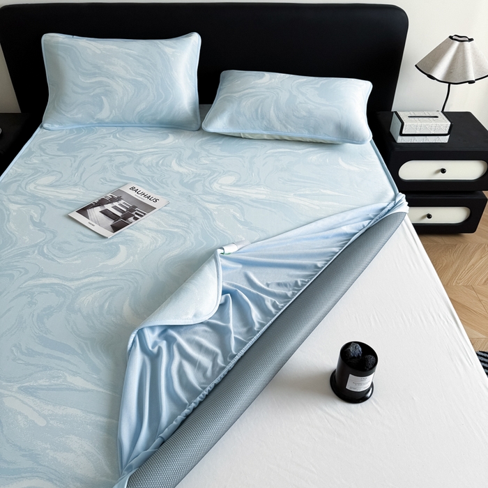 91家纺网 家纺一手货源 找家纺 九花鹿 2025新款A类PE凉感提花床笠款冰丝凉席软凉席可机洗可水洗 西里（天空蓝）