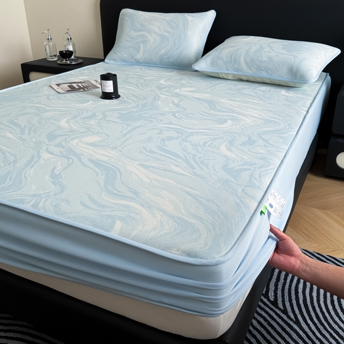 91家纺网 家纺一手货源 找家纺 九花鹿 2025新款A类PE凉感提花床笠款冰丝凉席软凉席可机洗可水洗 西里（天空蓝）