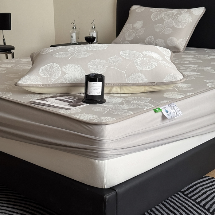 91家纺网 家纺一手货源 找家纺 九花鹿 2025新款A类PE凉感提花床笠款冰丝凉席软凉席可机洗可水洗 叶语（米灰）