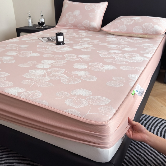 91家纺网 家纺一手货源 找家纺 九花鹿 2025新款A类PE凉感提花床笠款冰丝凉席软凉席可机洗可水洗 叶语（樱花粉）