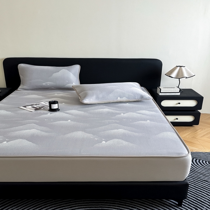 91家纺网 家纺一手货源 找家纺 九花鹿 2025新款A类PE凉感提花床笠款冰丝凉席软凉席可机洗可水洗 亦境（浅灰）