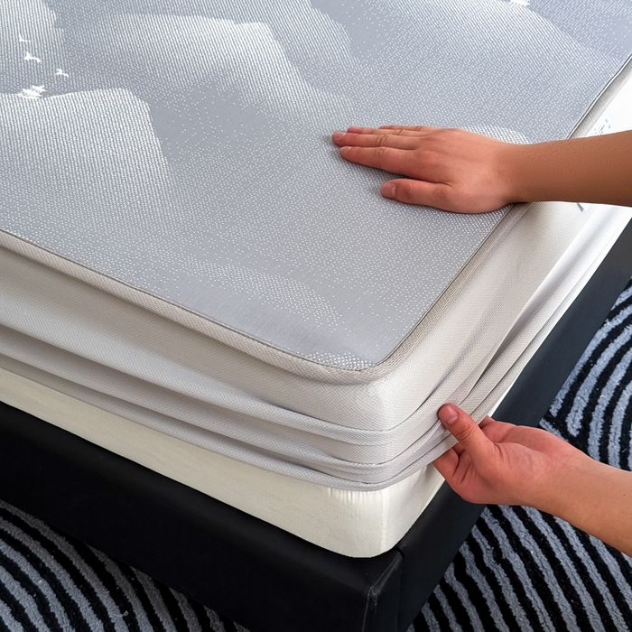 91家纺网 家纺一手货源 找家纺 九花鹿 2025新款A类PE凉感提花床笠款冰丝凉席软凉席可机洗可水洗 亦境（浅灰）