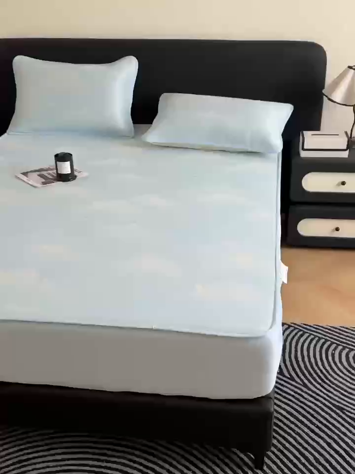 91家纺网 家纺一手货源 找家纺 九花鹿 2025新款A类PE凉感提花床笠款冰丝凉席软凉席可机洗可水洗 亦境（浅蓝）