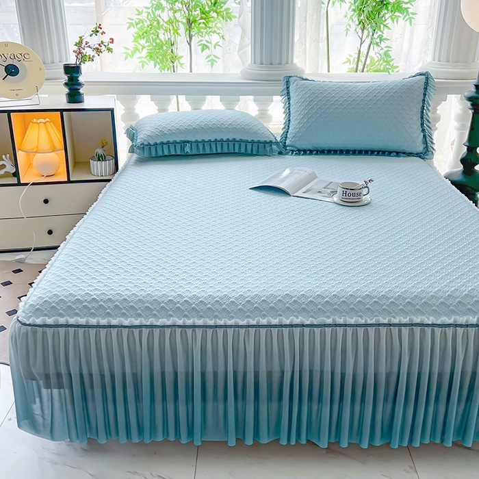 91家纺网 家纺一手货源 找家纺 乐居家纺 2025新款凉感凉豆豆凉席冰豆豆床裙系列 宾利蓝