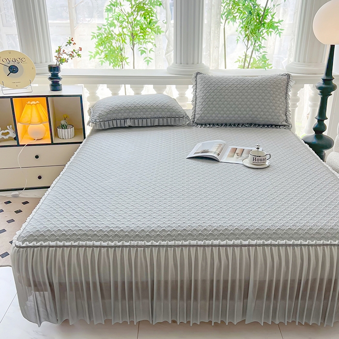 91家纺网 家纺一手货源 找家纺 乐居家纺 2025新款凉感凉豆豆凉席冰豆豆床裙系列 浅灰