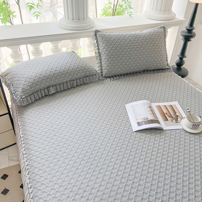 91家纺网 家纺一手货源 找家纺 乐居家纺 2025新款凉感凉豆豆凉席冰豆豆床裙系列 浅灰