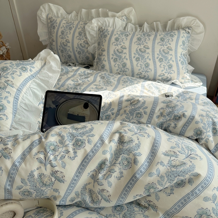 91家纺网 家纺一手货源 找家纺 六巷胡同 2025新款40支全棉韩式INS博主风小碎花花边四件套-风格二 觅夏