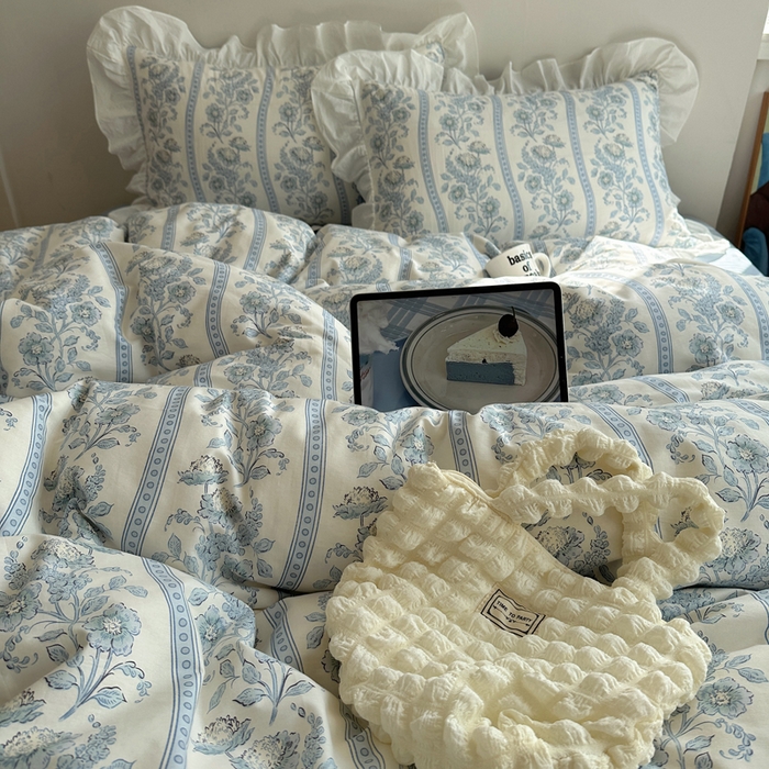 91家纺网 家纺一手货源 找家纺 六巷胡同 2025新款40支全棉韩式INS博主风小碎花花边四件套-风格二 觅夏