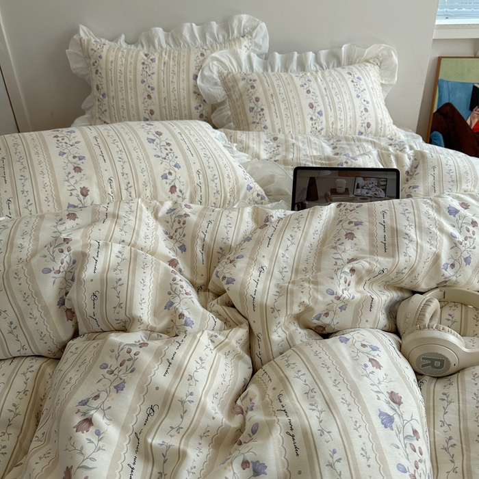 91家纺网 家纺一手货源 找家纺 六巷胡同 2025新款40支全棉韩式INS博主风小碎花花边四件套-风格二 茉里