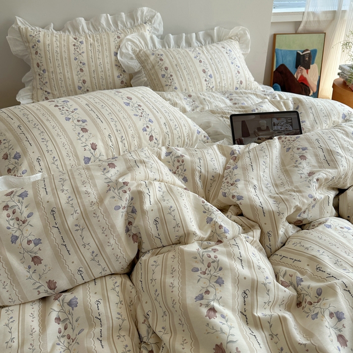 91家纺网 家纺一手货源 找家纺 六巷胡同 2025新款40支全棉韩式INS博主风小碎花花边四件套-风格二 茉里