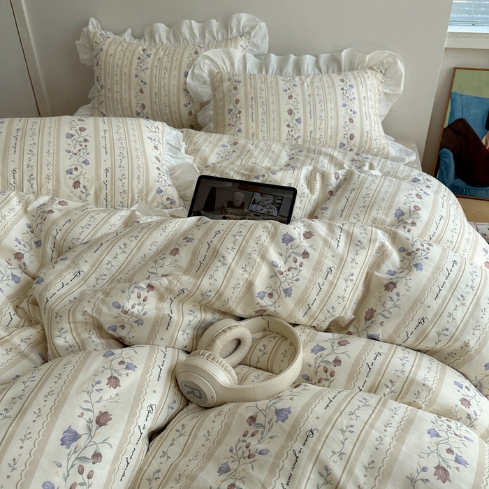 91家纺网 家纺一手货源 找家纺 六巷胡同 2025新款40支全棉韩式INS博主风小碎花花边四件套-风格二 茉里