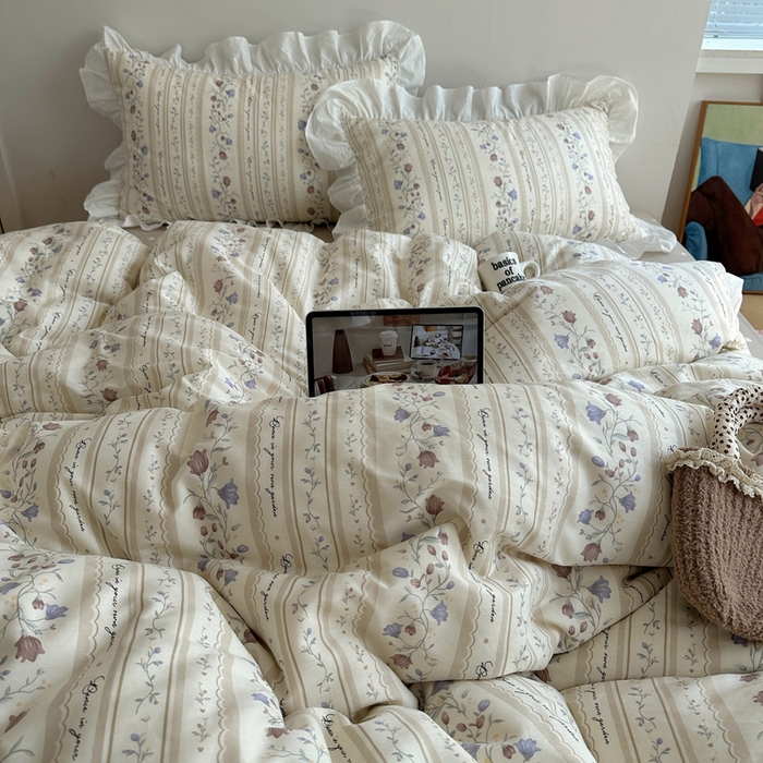 91家纺网 家纺一手货源 找家纺 六巷胡同 2025新款40支全棉韩式INS博主风小碎花花边四件套-风格二 茉里