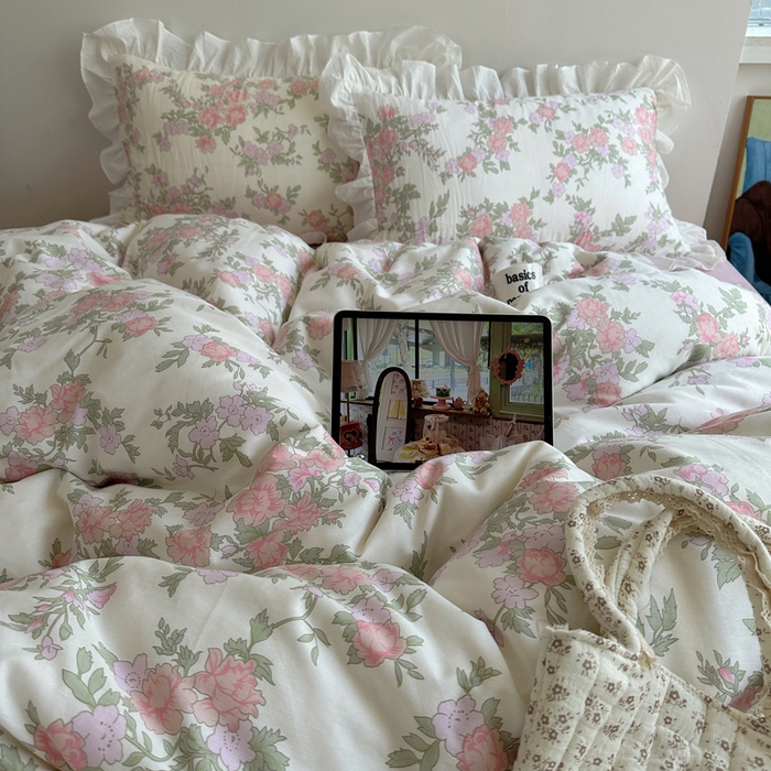 91家纺网 家纺一手货源 找家纺 六巷胡同 2025新款40支全棉韩式INS博主风小碎花花边四件套-风格二 南笙