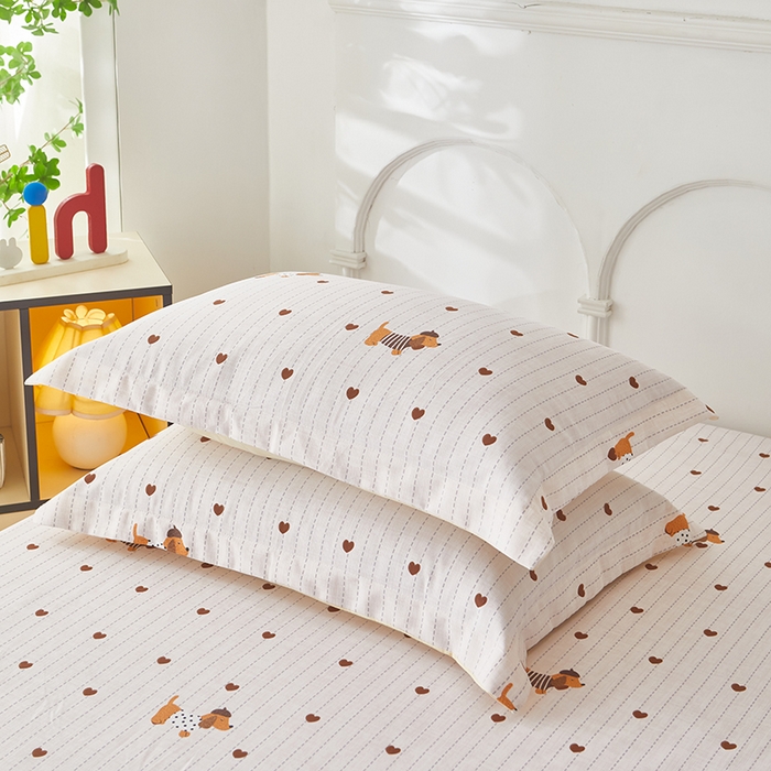 91家纺网 家纺一手货源 找家纺 乐居家纺 2025新款活性印染老粗布床笠系列 爱心狗