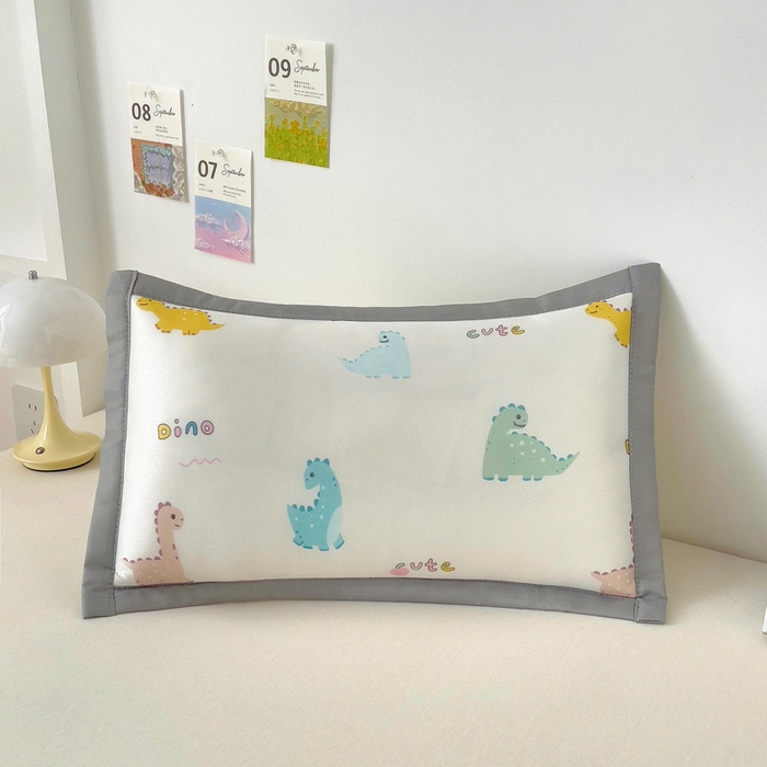 91家纺网 家纺一手货源 找家纺 乐秀家纺 2025春夏新款碳光冰丝儿童凉席枕套 炫彩恐龙