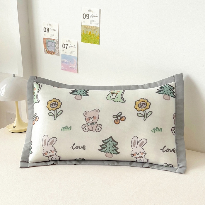 91家纺网 家纺一手货源 找家纺 乐秀家纺 2025春夏新款碳光冰丝儿童凉席枕套 动物花园