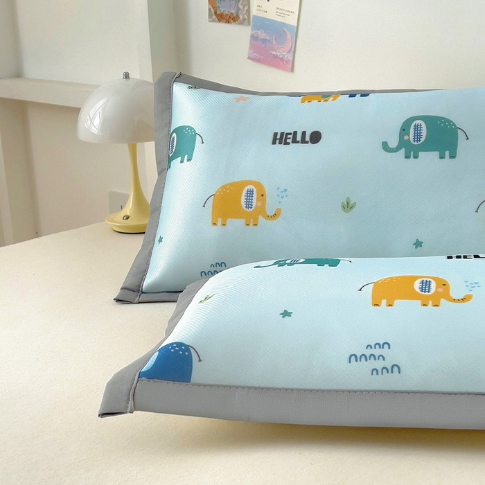 91家纺网 家纺一手货源 找家纺 乐秀家纺 2025春夏新款碳光冰丝儿童凉席枕套 多彩小象