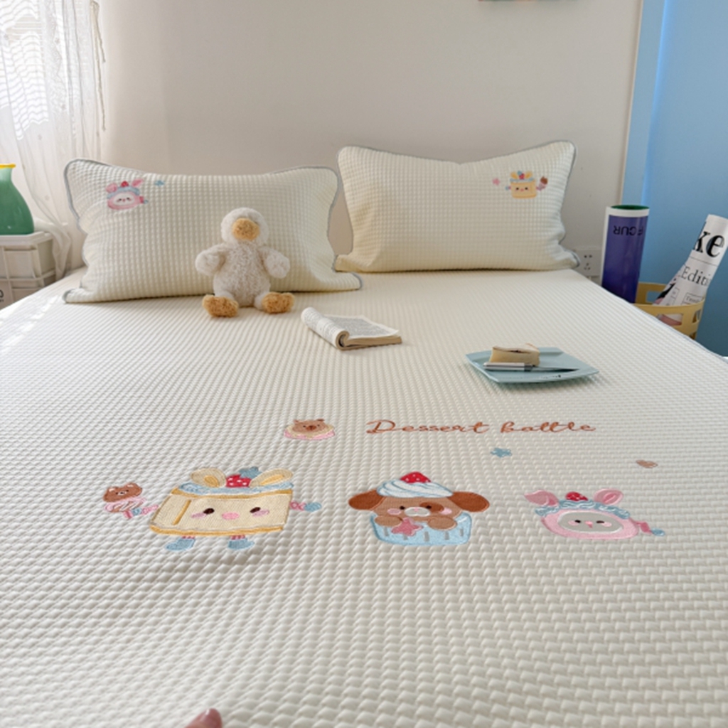 91家纺网 家纺一手货源 找家纺 柚子YOUTH 2025新款亲肤舒适冰豆豆凉感凉席席子 黄油蛋糕(绑带款）