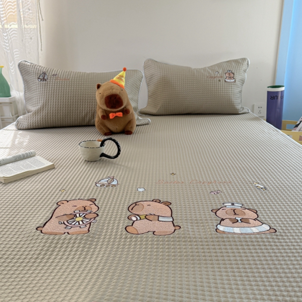 91家纺网 家纺一手货源 找家纺 柚子YOUTH 2025新款亲肤舒适冰豆豆凉感凉席席子 卡皮船长(绑带款）