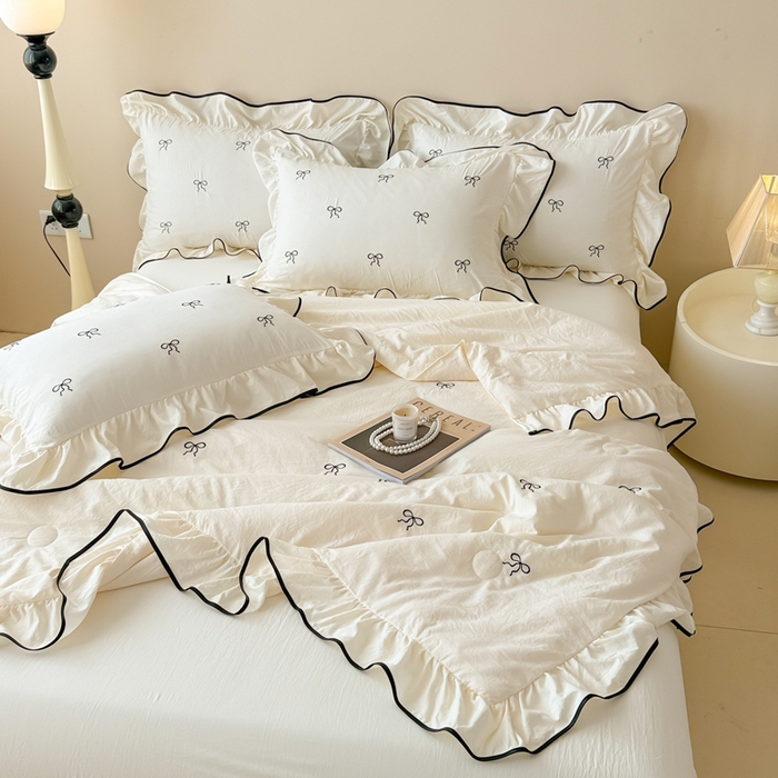 91家纺网 家纺一手货源 找家纺 米可 2025新款A类刺绣云朵棉夏被四件套 蝴蝶结-白