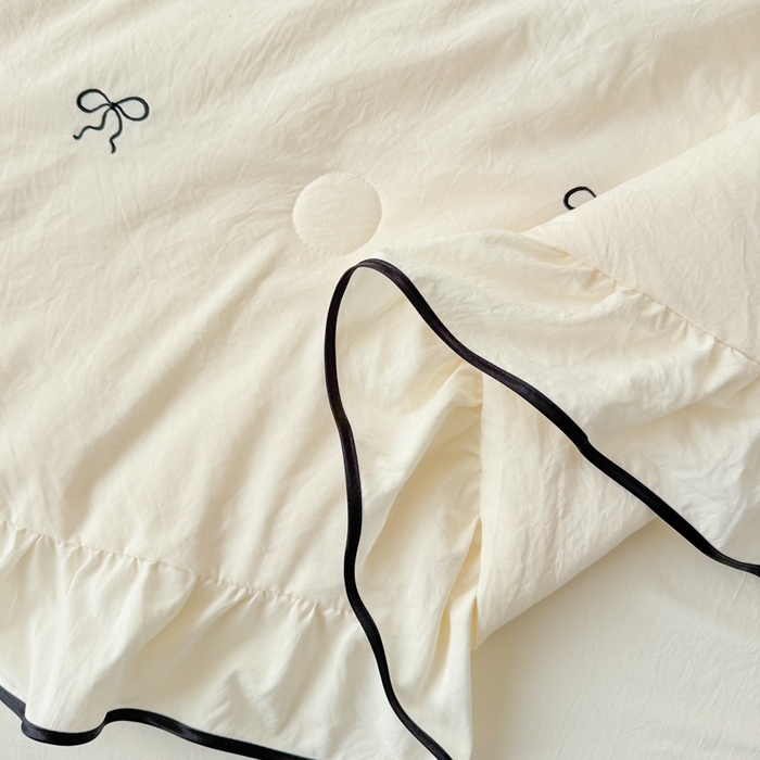 91家纺网 家纺一手货源 找家纺 米可 2025新款A类刺绣云朵棉夏被四件套 蝴蝶结-白