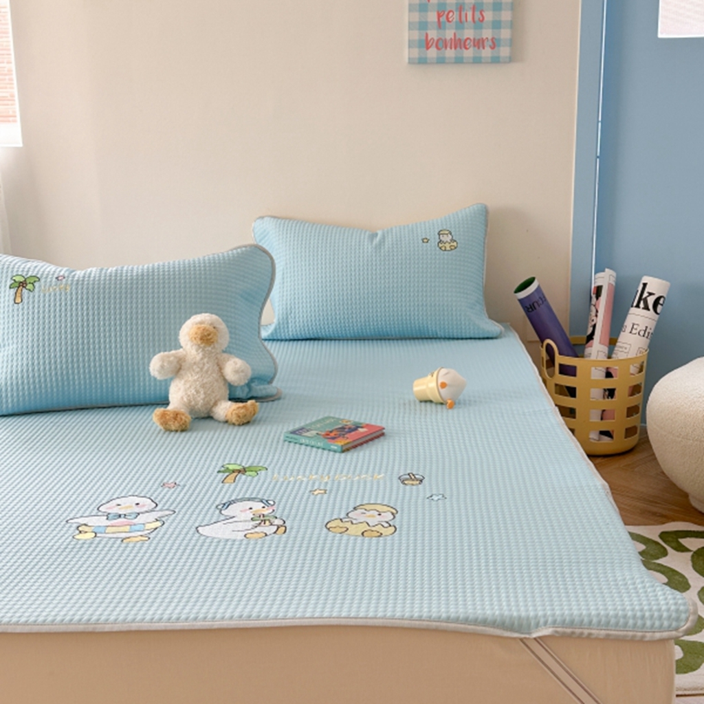 91家纺网 家纺一手货源 找家纺 柚子YOUTH 2025新款亲肤舒适冰豆豆凉感凉席席子 破壳鸭(绑带款）