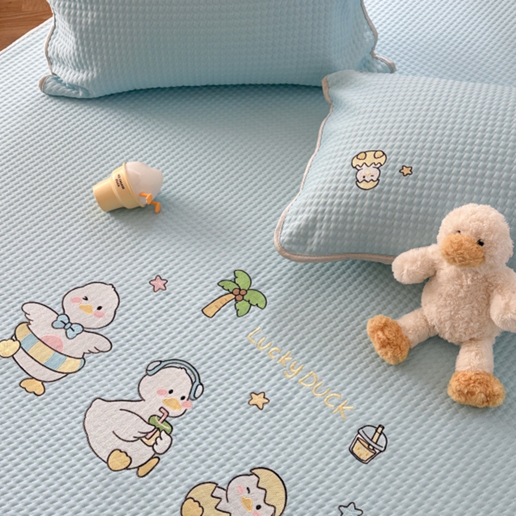 91家纺网 家纺一手货源 找家纺 柚子YOUTH 2025新款亲肤舒适冰豆豆凉感凉席席子 破壳鸭(绑带款）