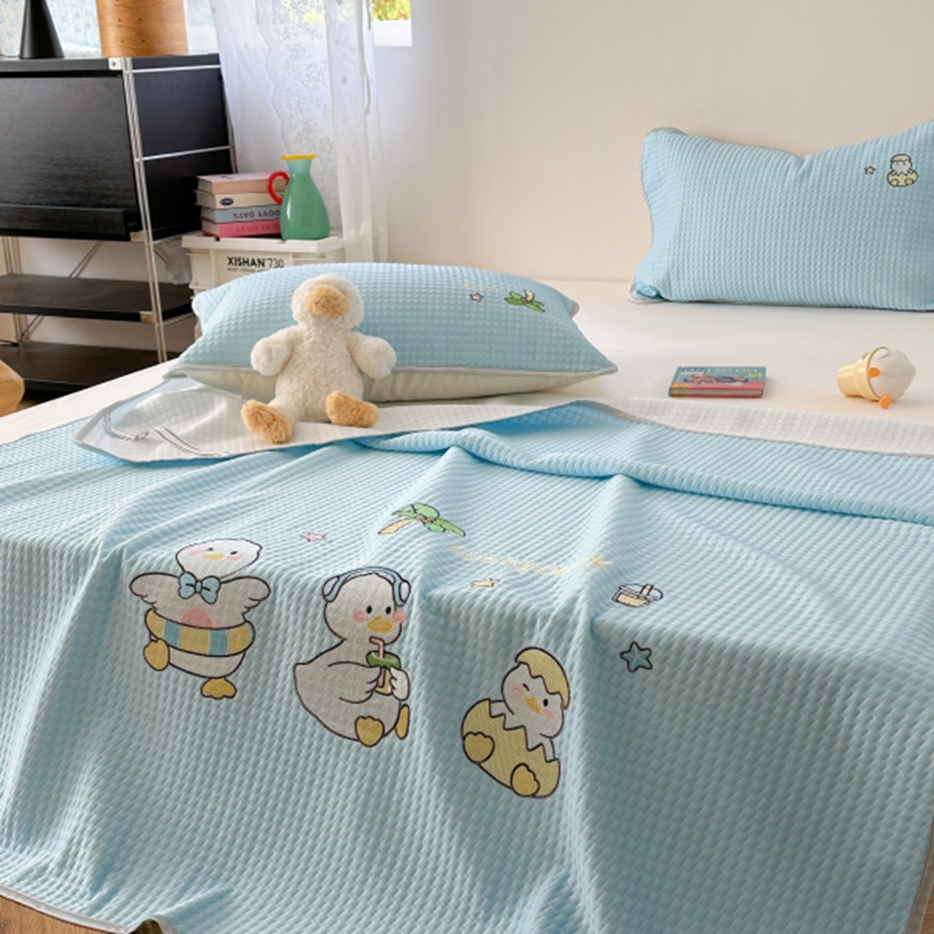 91家纺网 家纺一手货源 找家纺 柚子YOUTH 2025新款亲肤舒适冰豆豆凉感凉席席子 破壳鸭(绑带款）