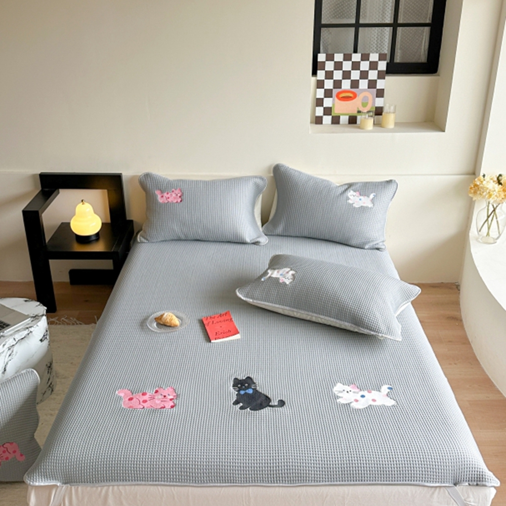 柚子YOUTH 2025新款亲肤舒适冰豆豆凉感凉席席子 三只猫(绑带款）