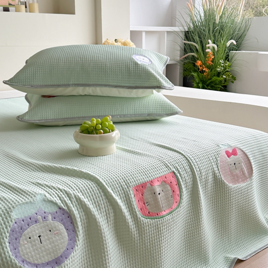 91家纺网 家纺一手货源 找家纺 柚子YOUTH 2025新款亲肤舒适冰豆豆凉感凉席席子 水果派对(绑带款）