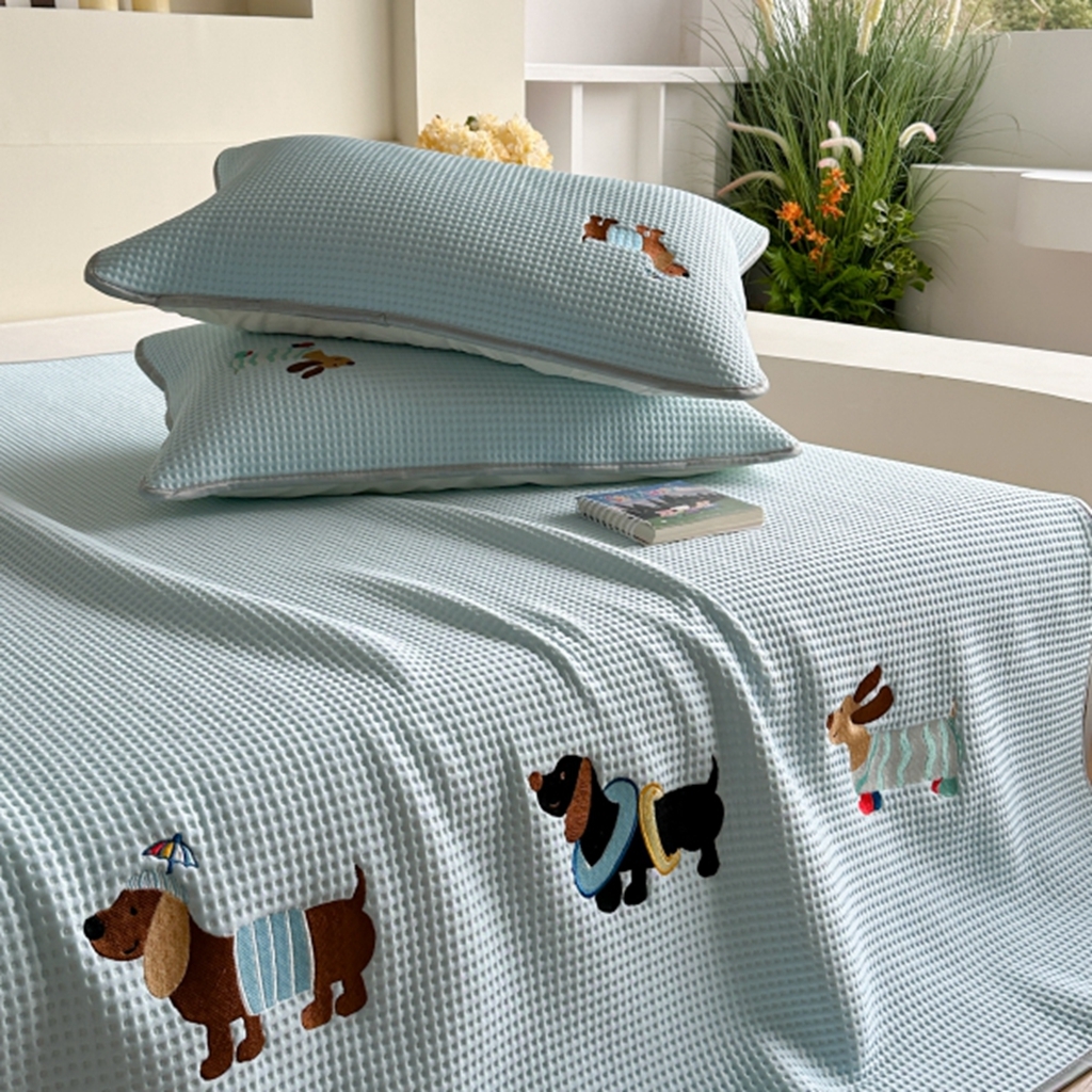 91家纺网 家纺一手货源 找家纺 柚子YOUTH 2025新款亲肤舒适冰豆豆凉感凉席席子 夏日小狗(绑带款）