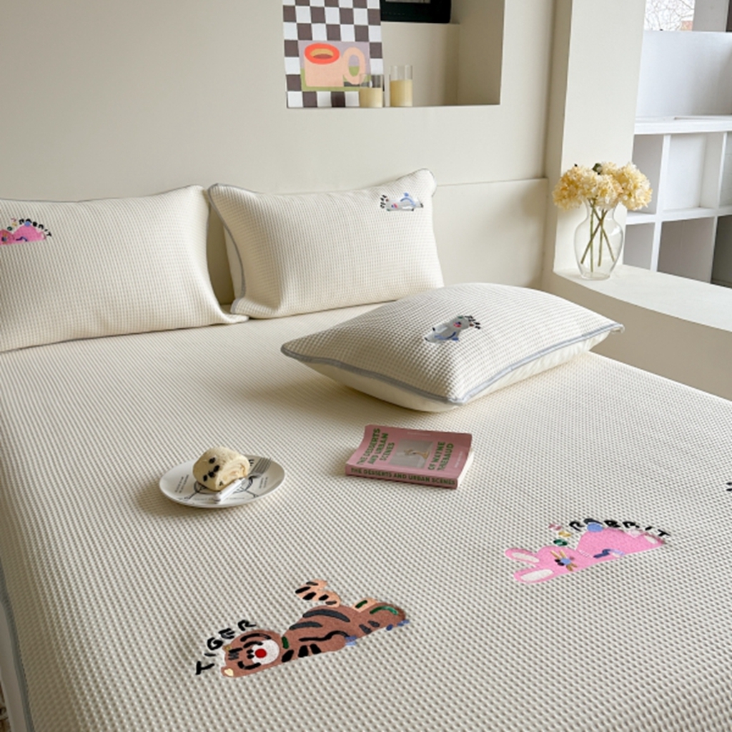 91家纺网 家纺一手货源 找家纺 柚子YOUTH 2025新款亲肤舒适冰豆豆凉感凉席席子 慵懒时光(绑带款）