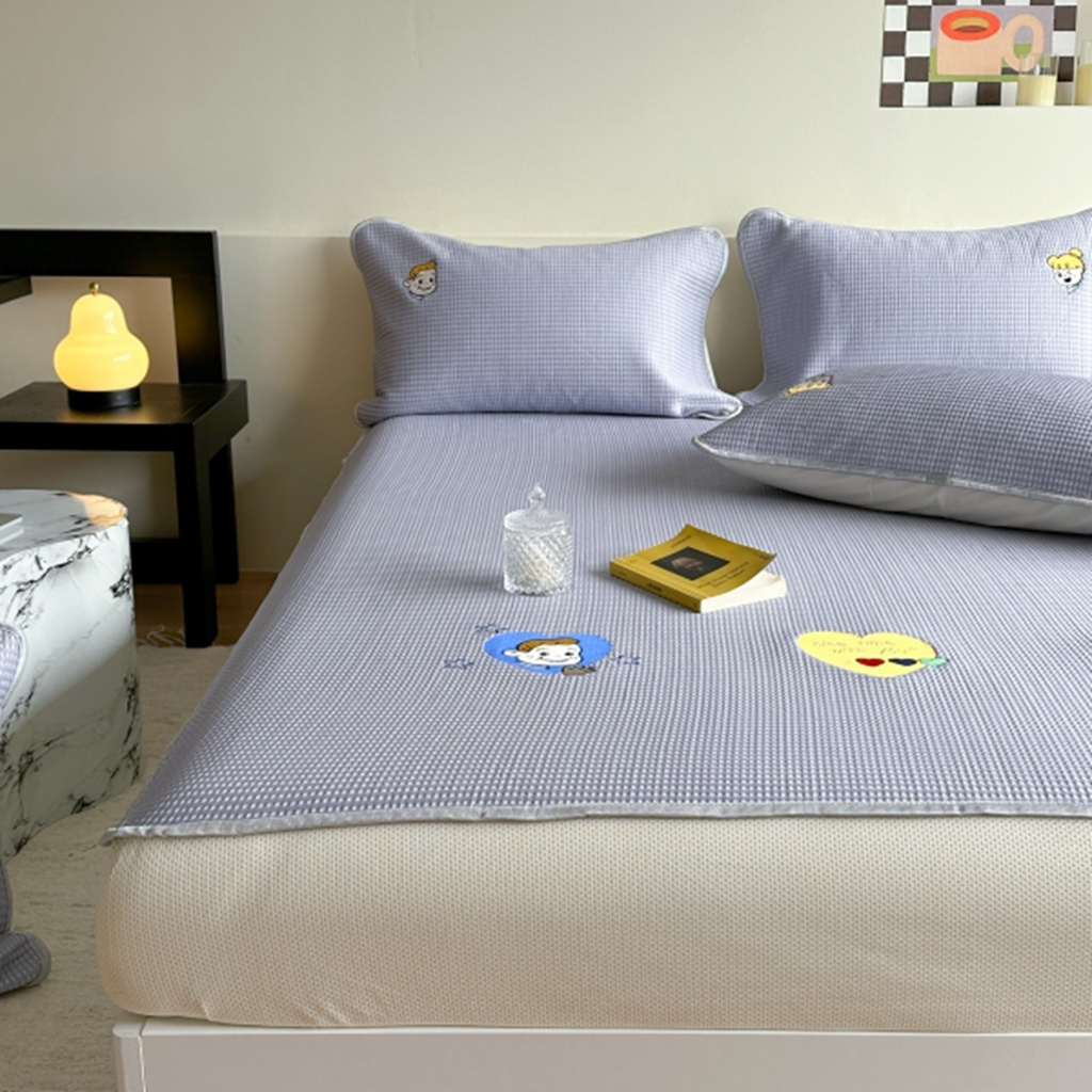 91家纺网 家纺一手货源 找家纺 柚子YOUTH 2025新款亲肤舒适冰豆豆凉感凉席席子 遇见(绑带款）