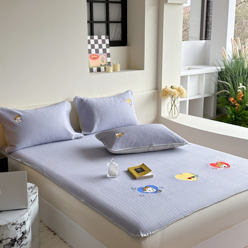 91家纺网 家纺一手货源 找家纺 柚子YOUTH 2025新款亲肤舒适冰豆豆凉感凉席席子 遇见(绑带款）