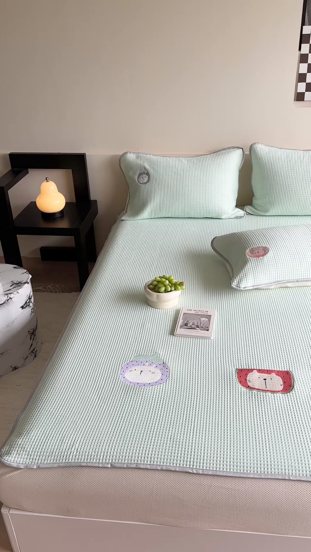 91家纺网 家纺一手货源 找家纺 柚子YOUTH 2025新款亲肤舒适冰豆豆凉感凉席席子 水果派对（床笠款）