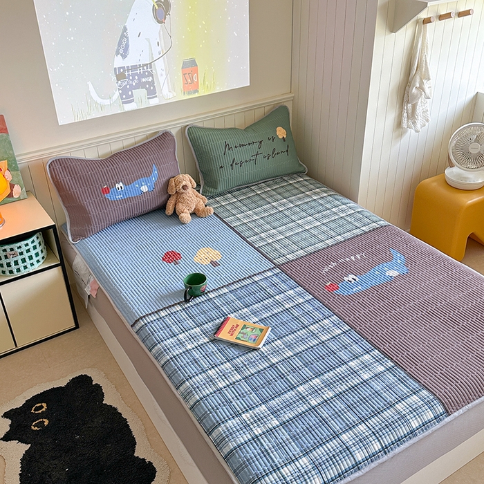 91家纺网 家纺一手货源 找家纺 柚子YOUTH 2025新款锦氨超柔果冻凉席 深蓝的鱼凉席