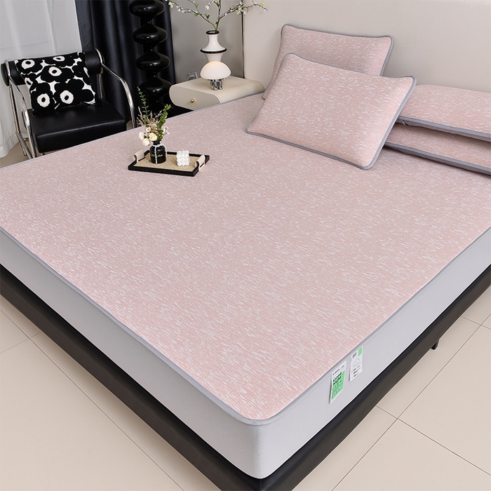 91家纺网 家纺一手货源 找家纺 芯诗曼家纺 2025新款三明治凉感丝提花冰丝席凉席三件套 莫兰-粉床笠款