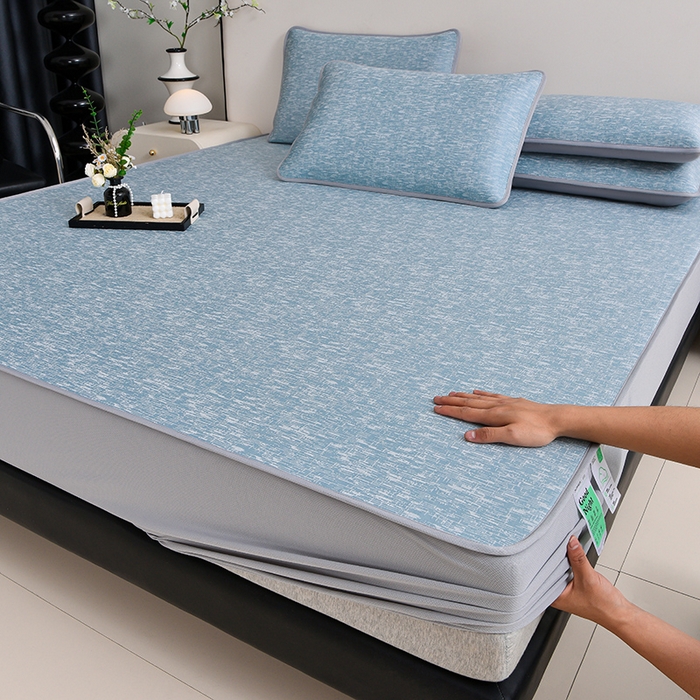 91家纺网 家纺一手货源 找家纺 芯诗曼家纺 2025新款三明治凉感丝提花冰丝席凉席三件套 莫兰-蓝灰床笠款