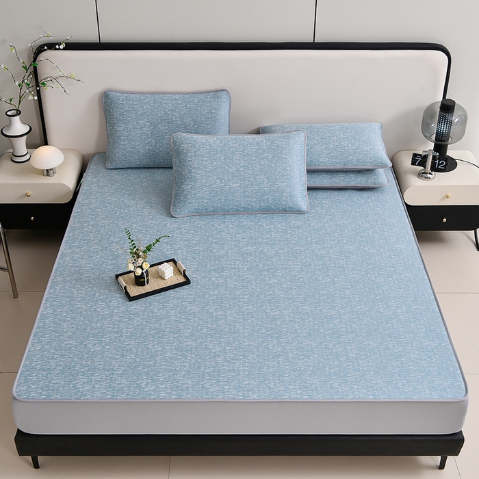 91家纺网 家纺一手货源 找家纺 芯诗曼家纺 2025新款三明治凉感丝提花冰丝席凉席三件套 莫兰-蓝灰床笠款