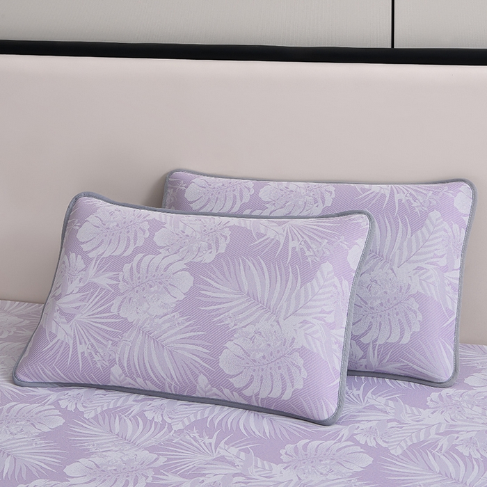 91家纺网 家纺一手货源 找家纺 芯诗曼家纺 2025新款三明治凉感丝提花冰丝席凉席三件套 叶语恋-紫床笠款