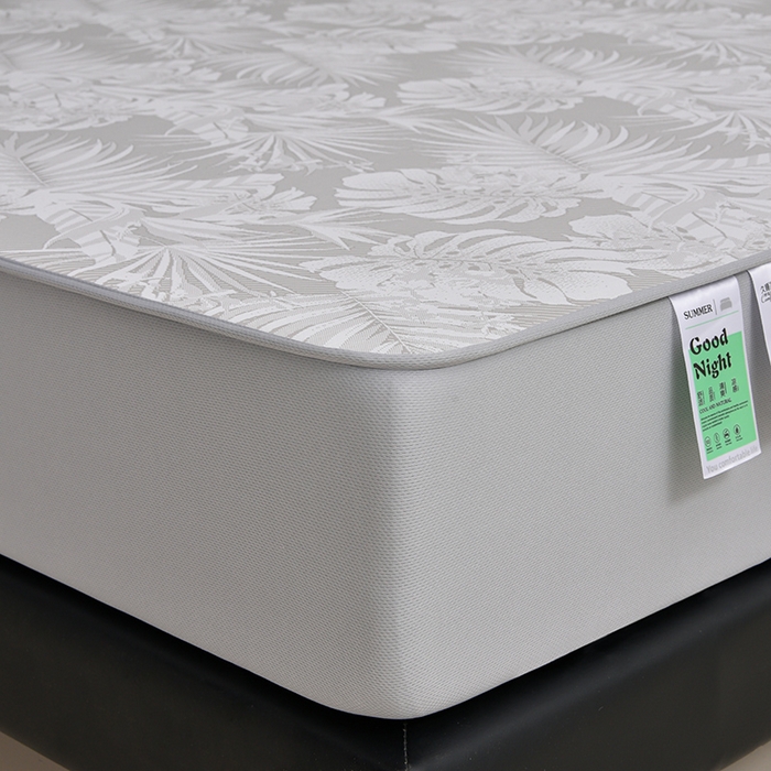 91家纺网 家纺一手货源 找家纺 芯诗曼家纺 2025新款三明治凉感丝提花冰丝席凉席三件套 叶语恋-咖床笠款