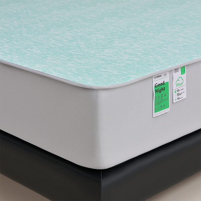 91家纺网 家纺一手货源 找家纺 芯诗曼家纺 2025新款三明治凉感丝提花冰丝席凉席三件套 莫兰-绿床笠款