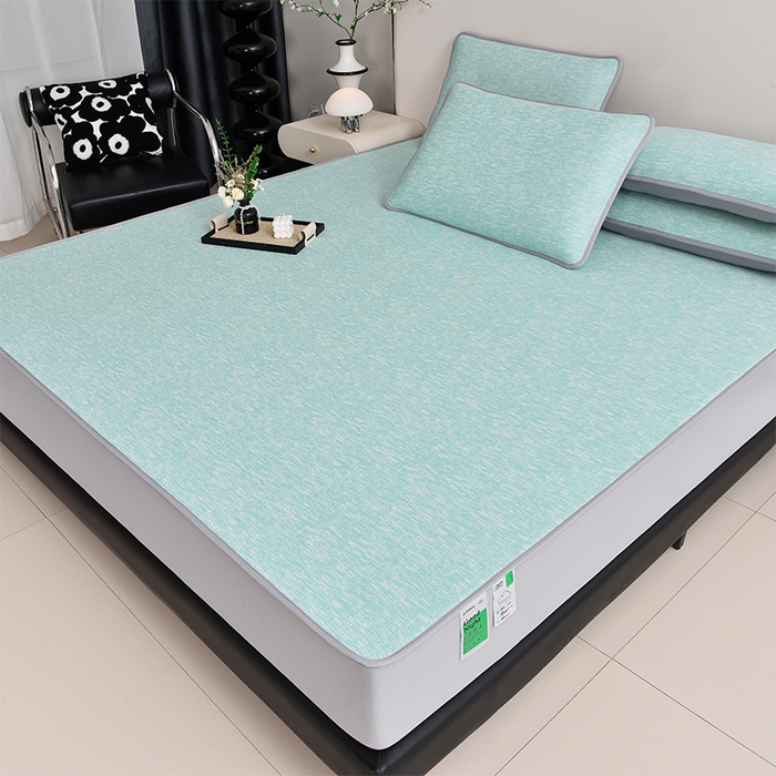 91家纺网 家纺一手货源 找家纺 芯诗曼家纺 2025新款三明治凉感丝提花冰丝席凉席三件套 莫兰-绿床笠款