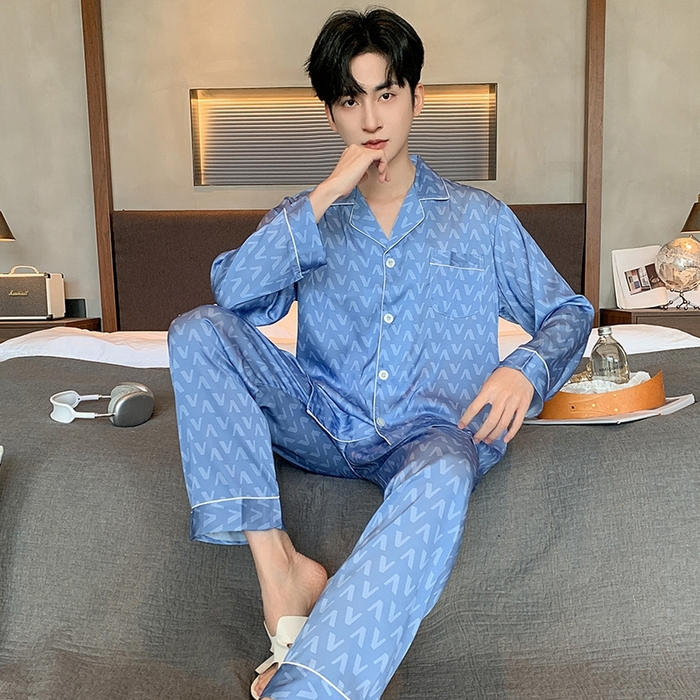 91家纺网 家纺一手货源 找家纺 （总）洛兰沙家居馆【只代发】【只代发】 2025新款男士冰丝高级感睡衣翻领男士宽松款休闲可外出夏季居家