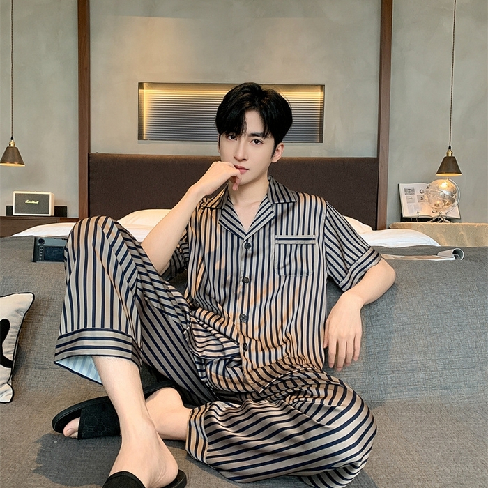 91家纺网 家纺一手货源 找家纺 （总）洛兰沙家居馆【只代发】【只代发】 2025新款男士冰丝高级感睡衣翻领男士宽松款休闲可外出夏季居家