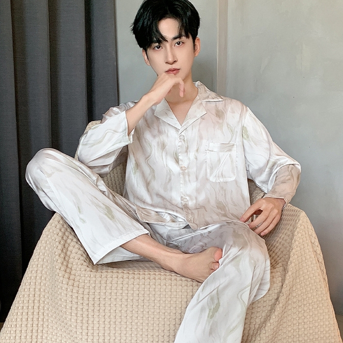 91家纺网 家纺一手货源 找家纺 （总）洛兰沙家居馆【只代发】【只代发】 2025新款男士冰丝高级感睡衣翻领男士宽松款休闲可外出夏季居家