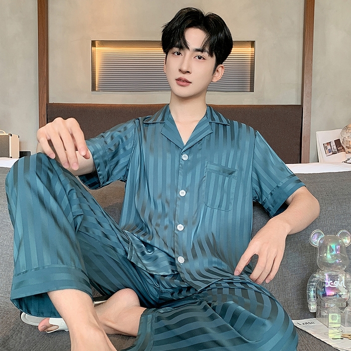 91家纺网 家纺一手货源 找家纺 （总）洛兰沙家居馆【只代发】【只代发】 2025新款男士冰丝高级感睡衣翻领男士宽松款休闲可外出夏季居家