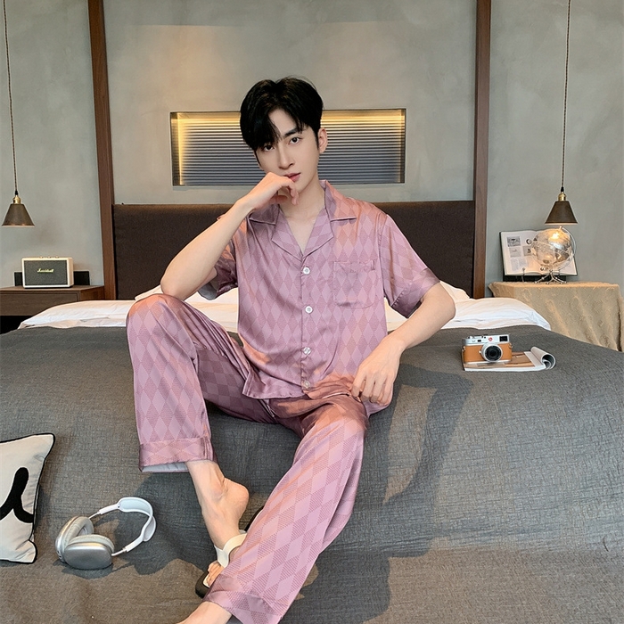 91家纺网 家纺一手货源 找家纺 （总）洛兰沙家居馆【只代发】【只代发】 2025新款男士冰丝高级感睡衣翻领男士宽松款休闲可外出夏季居家